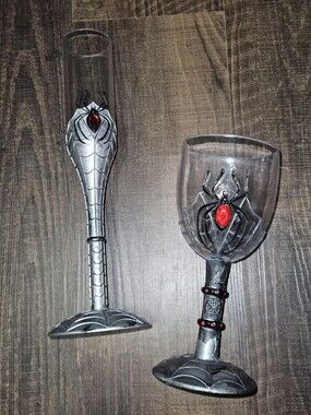 Vintage Easter Unlimited Halloween Spider Wine Goblet & Champagne Flute Set